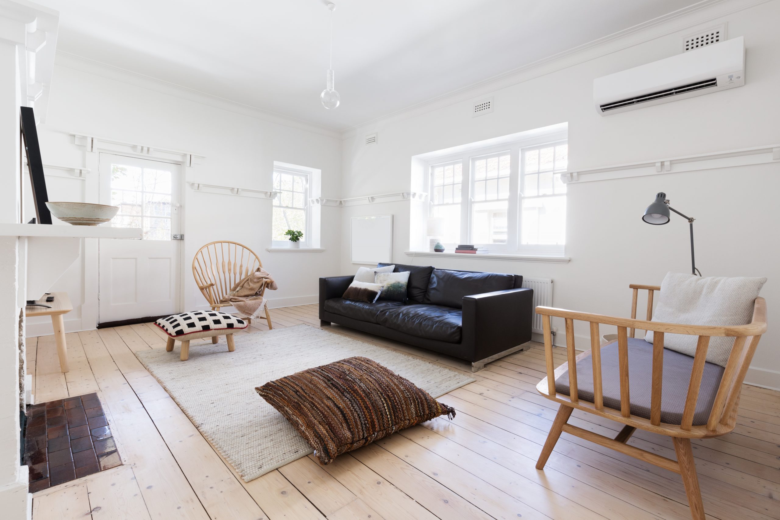 Air conditioning installation